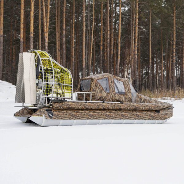PF Bereg Airboat MODEL 560